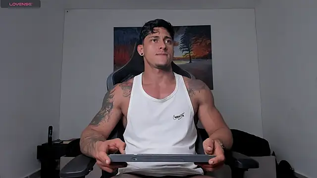 ryanwhite3 online show from 04-15-26, 11:38