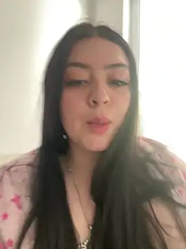 lolaaculaa online show from 04-27-26, 01:09