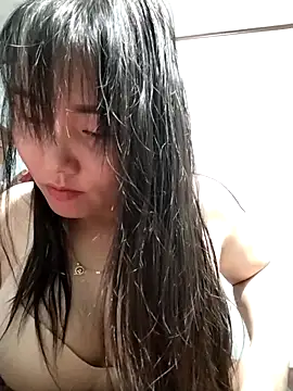 Snapshot of Marui-1 chatting on 03-10-26, 11:59 Marui-1 online show from 03-10-26, 11:59