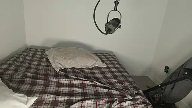 Snapshot of Begamc chatting on 03-05-26, 06:48 Begamc online show from 03-05-26, 06:48