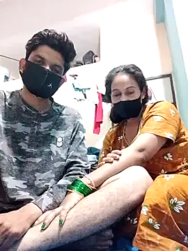 Divyanshi hott online show from 08-03-26, 07:17