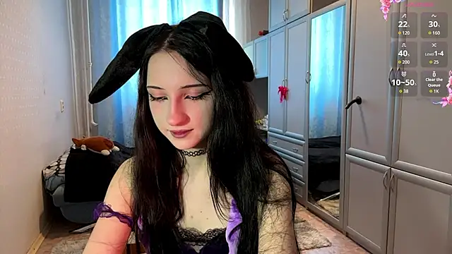 UrBabeLuna online show from 03-12-26, 01:06