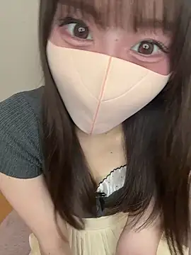 momo mm online show from 07-18-26, 02:05