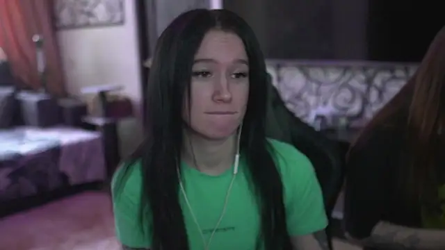 Snapshot of Carolina_G0lden chatting on 02-21-26, 10:49 Carolina G0lden online show from 02-21-26, 10:49