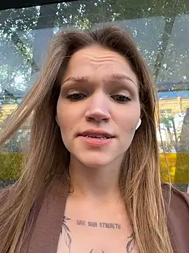StreetSquirt online show from 07-18-26, 03:33