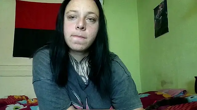 MillaSourety online show from 06-14-26, 07:43