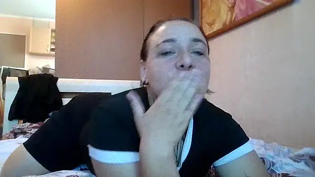 MillaSourety online show from 07-28-26, 04:27