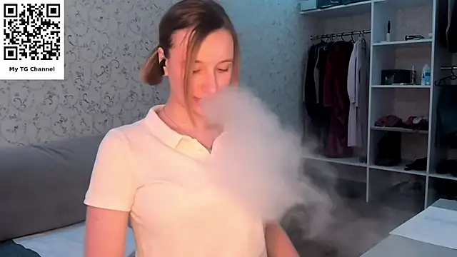 DeliciaBagnoli online show from 04-24-26, 06:43