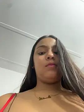 Snapshot of Baby_morena12 chatting on 05-08-26, 06:08 Baby morena12 online show from 05-08-26, 06:08