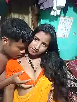 Snapshot of Your_deshibhabi25years chatting on 07-02-26, 10:10 Your deshibhabi25years online show from 07-02-26, 10:10