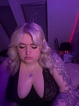 TwoWayT xx online show from 03-04-26, 11:11