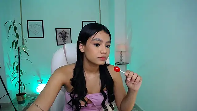 adhara 11 online show from 04-15-26, 11:16