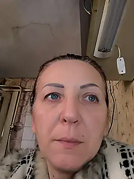 LinaSwan471 online show from 02-05-26, 01:49