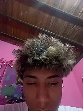 Snapshot of Adan21_cm chatting on 02-03-26, 06:40 Adan21 cm online show from 02-03-26, 06:40