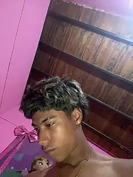 Snapshot of Adan21_cm chatting on 02-22-26, 05:19 Adan21 cm online show from 02-22-26, 05:19