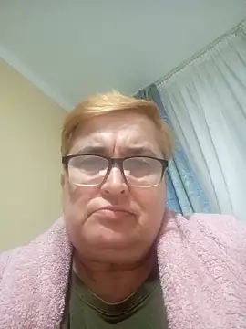 Snapshot of SusanStar874 chatting on 03-04-26, 05:52 SusanStar874 online show from 03-04-26, 05:52