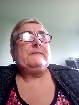 SusanStar874 online show from 06-19-26, 01:04