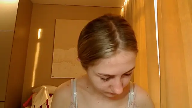 BluueSilk online show from 02-12-25, 06:19