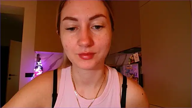 BluueSilk online show from 03-10-26, 06:18