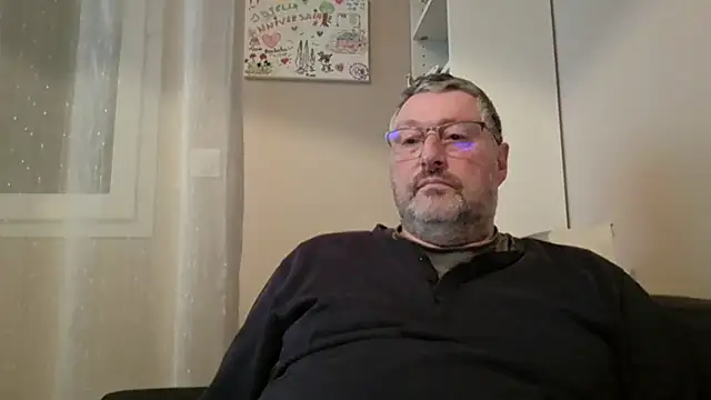 doudou310 online show from 02-23-26, 05:05