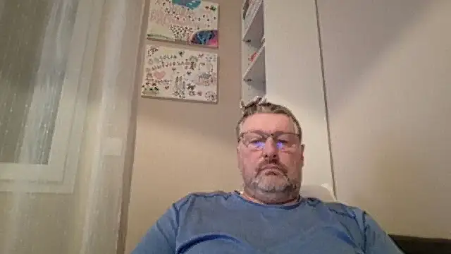 doudou310 online show from 03-03-26, 05:13