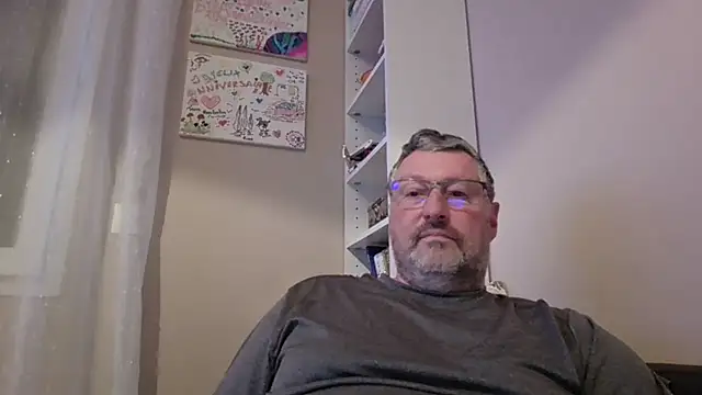 doudou310 online show from 04-14-26, 04:07