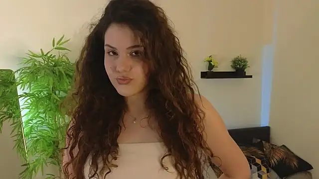 Lili Torin online show from 05-28-26, 08:06