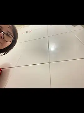 Snapshot of Angela-Angela chatting on 03-04-26, 09:21 Angela-Angela online show from 03-04-26, 09:21