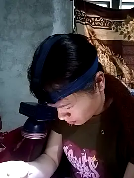 Snapshot of l_kiss chatting on 02-18-26, 01:12 l kiss online show from 02-18-26, 01:12