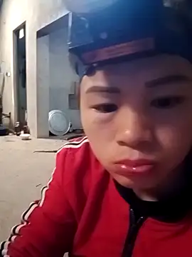 Snapshot of l_kiss chatting on 02-19-26, 05:36 l kiss online show from 02-19-26, 05:36