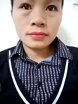 Snapshot of l_kiss chatting on 02-23-26, 12:02 l kiss online show from 02-23-26, 12:02