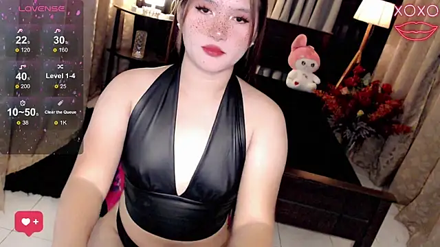 Snapshot of IsabellaXoXo69 chatting on 03-05-26, 01:01 IsabellaXoXo69 online show from 03-05-26, 01:01