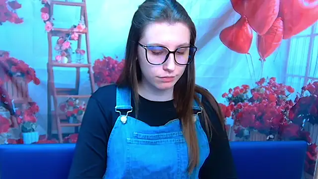 LilianaShine online show from 04-19-26, 05:07