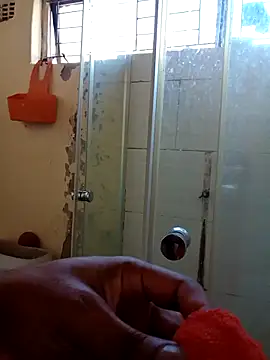 Snapshot of Mkhothiwesibumbu chatting on 05-10-26, 01:27 Mkhothiwesibumbu online show from 05-10-26, 01:27