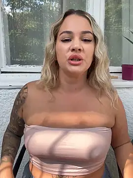 sexybatwomen33 online show from 06-19-26, 01:48