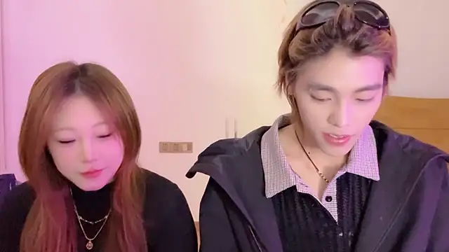SM JIAJIA ZL online show from 04-29-26, 04:11