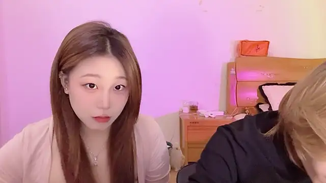 SM JIAJIA ZL online show from 05-12-26, 06:16