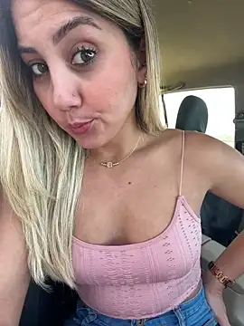 vicky ney online show from 04-20-26, 08:21