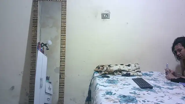 lorraine2036 online show from 04-20-26, 03:42