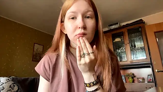 LaureenVielma online show from 03-18-26, 08:06