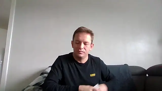 verscub6969 online show from 04-12-26, 07:24