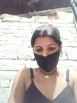 Snapshot of Divya-11431 chatting on 03-17-26, 04:10 Divya-11431 online show from 03-17-26, 04:10