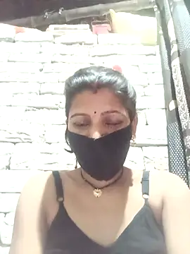 Snapshot of Divya-11431 chatting on 03-18-26, 03:48 Divya-11431 online show from 03-18-26, 03:48