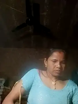 Snapshot of Pooja_sahu chatting on 03-08-26, 08:45 Pooja sahu online show from 03-08-26, 08:45