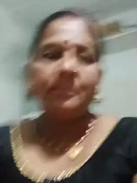 Snapshot of Hirdesh_sahhu chatting on 02-08-26, 09:40 Hirdesh sahhu online show from 02-08-26, 09:40