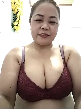 Baby-bigtits2026 online show from 04-11-26, 10:19
