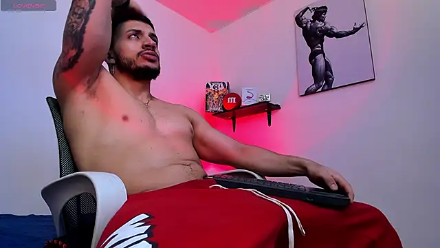 LiamReigns  online show from 04-23-26, 10:01