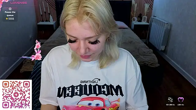 Kate Krose online show from 06-09-26, 01:06