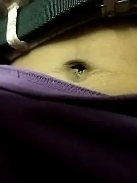Snapshot of tamilpaiyan989 chatting on 04-25-26, 03:31 tamilpaiyan989 online show from 04-25-26, 03:31