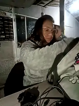 Snapshot of ISABELLA-24_ chatting on 03-09-26, 02:04 ISABELLA-24 online show from 03-09-26, 02:04